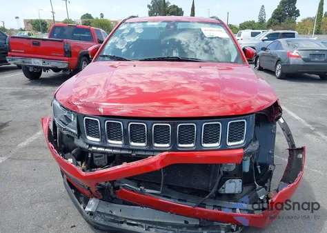 2018 Jeep Compass Latitude Fwd from USA, damaged, VIN 3C4NJCBB0JT489510